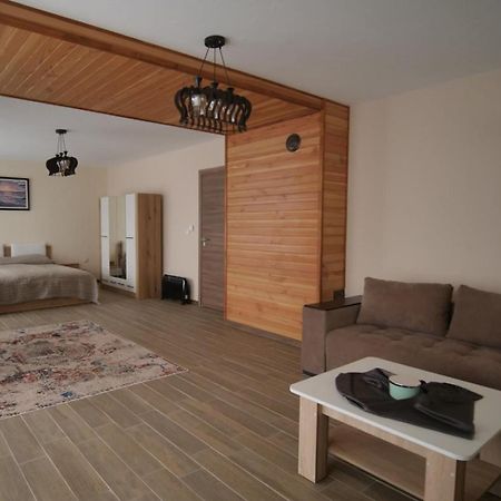 Boutique Villas Murgavets パンポロボ エクステリア 写真