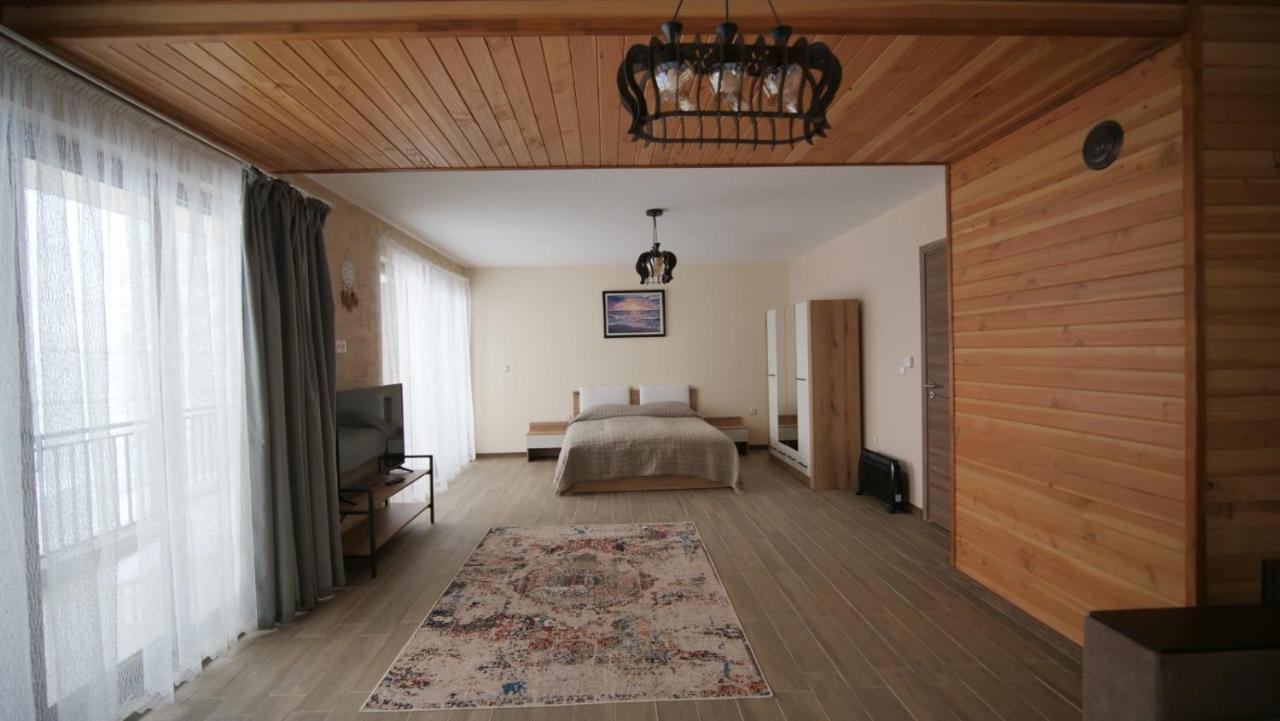 Boutique Villas Murgavets パンポロボ エクステリア 写真