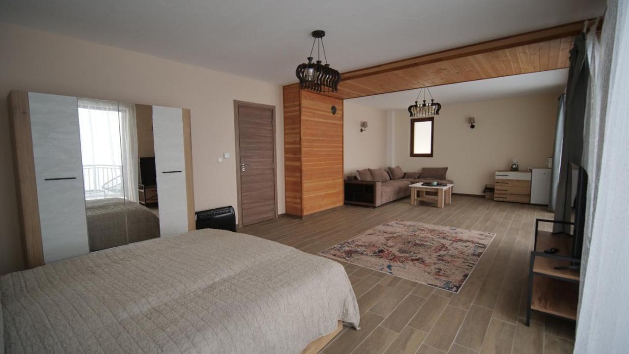Boutique Villas Murgavets パンポロボ エクステリア 写真